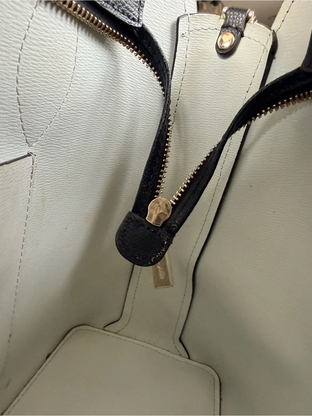 Kate Spade Darcy Small Satchel – Black Pebbled Leather